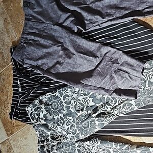 Lot of 3 pants cropped grey, black white,  black white stripe 18